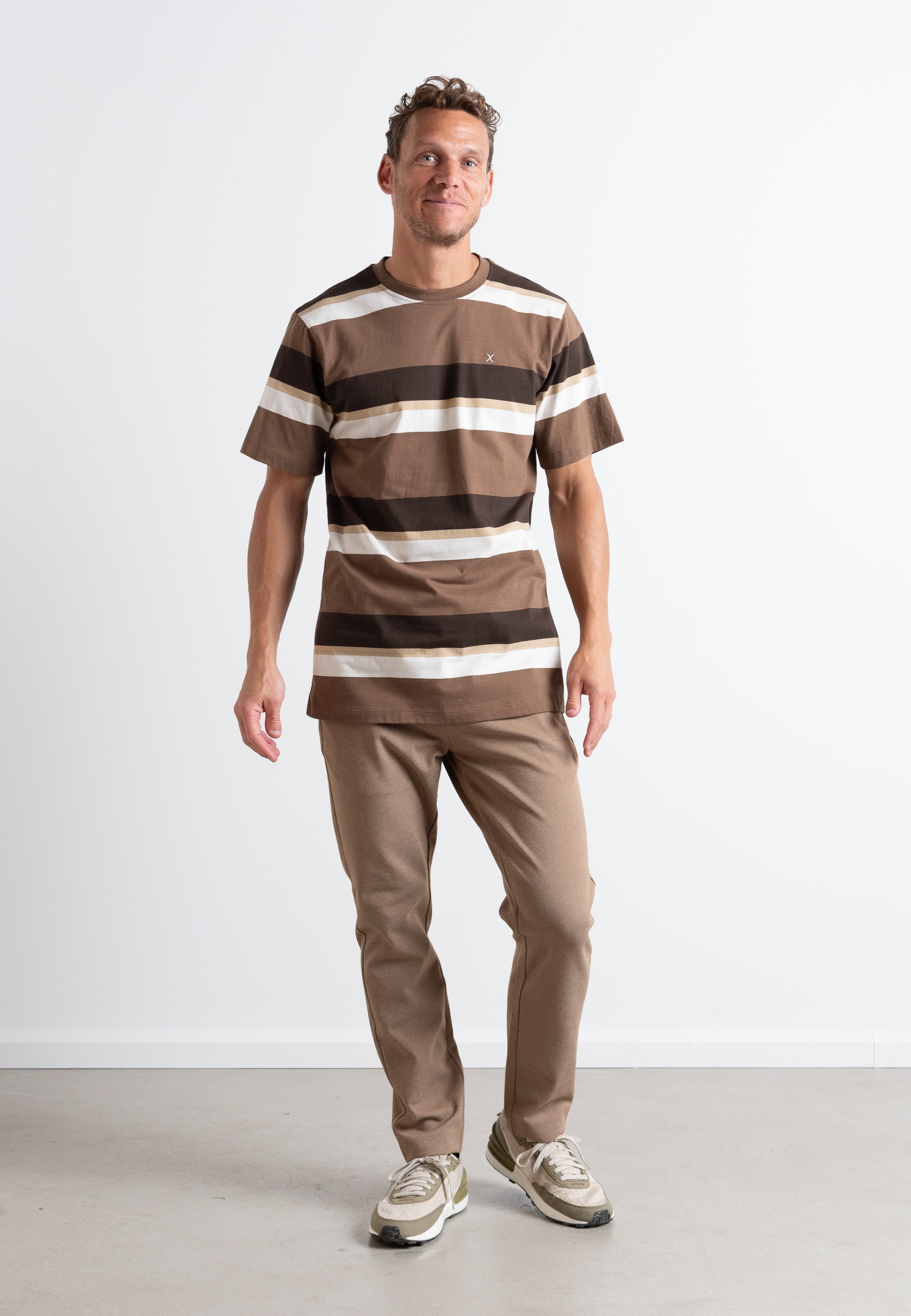 T-SHIRTS CLEAN CUT