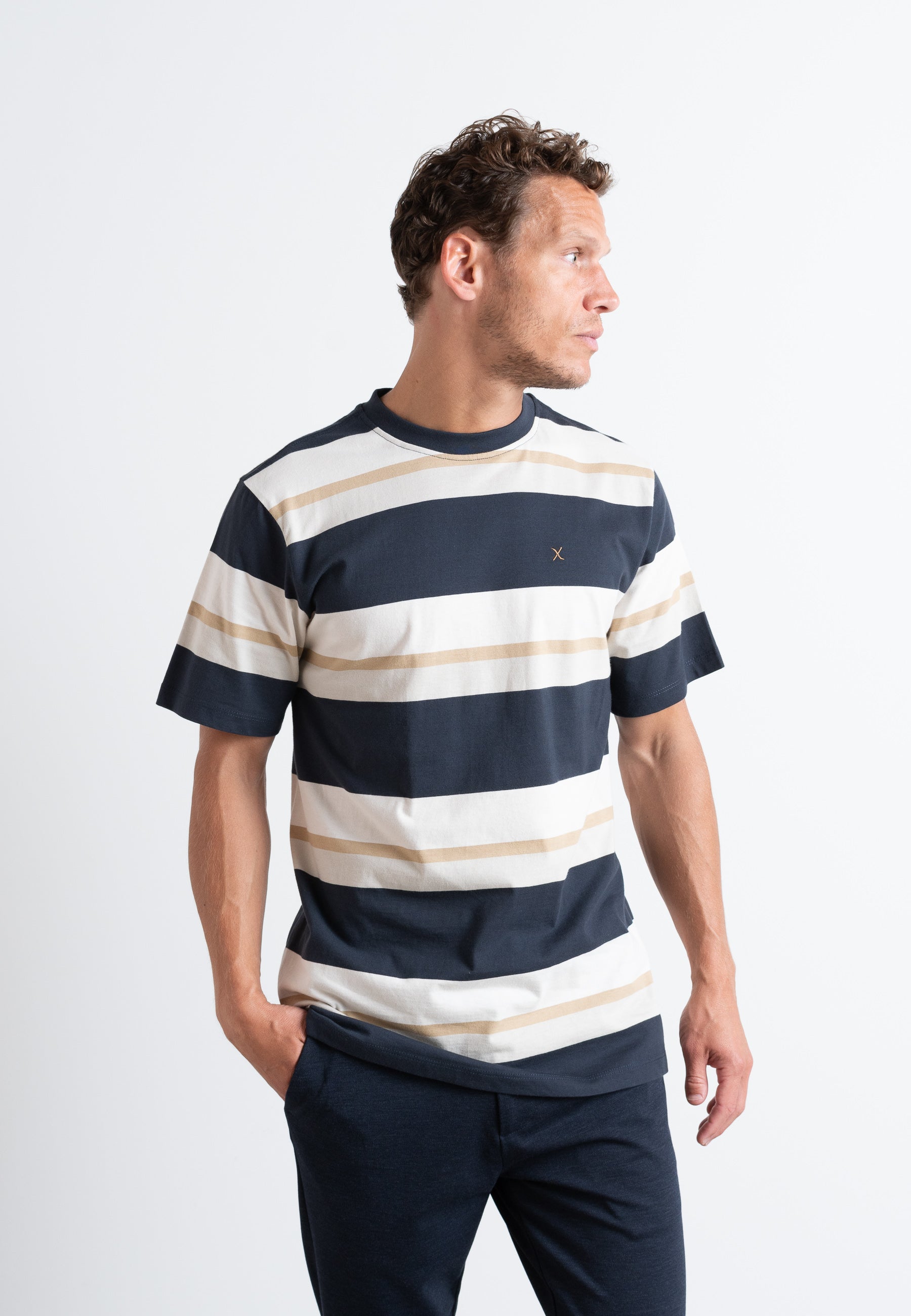 T-SHIRTS CLEAN CUT