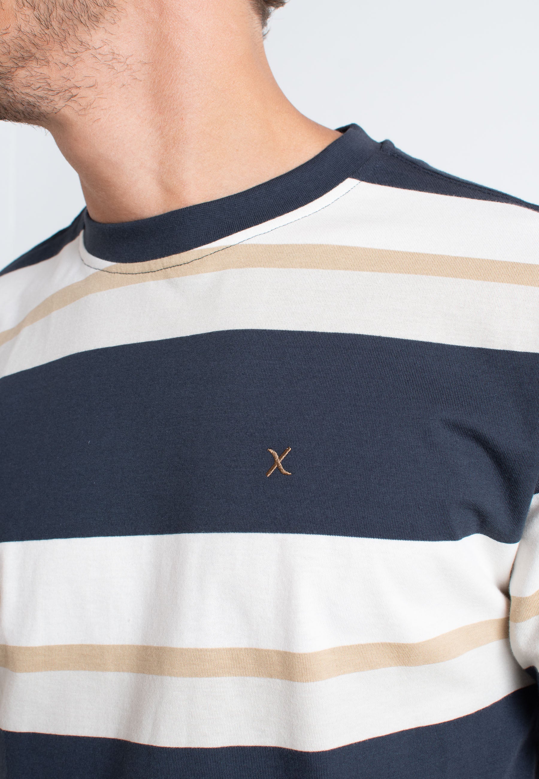 T-SHIRTS CLEAN CUT