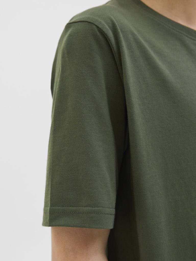 JUNIOR T-SHIRT