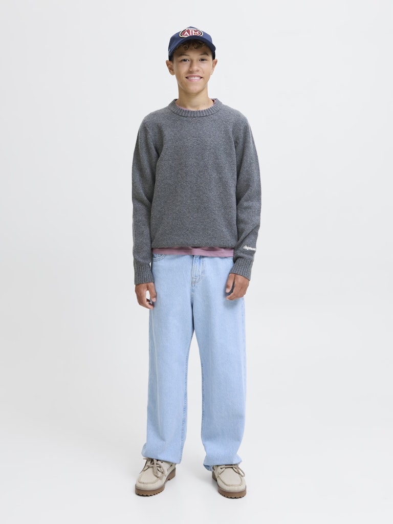 JUNIOR STRIK
