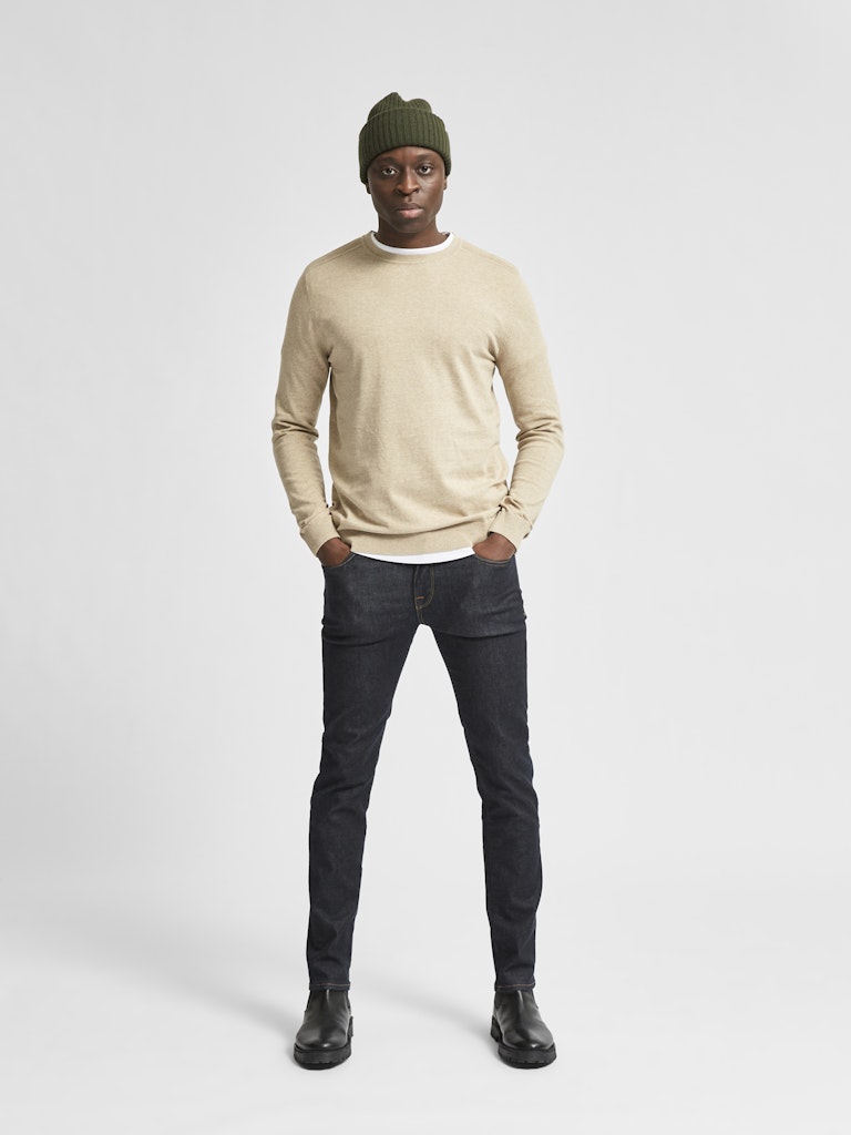 SELECTED STRIK - BERG - SAND