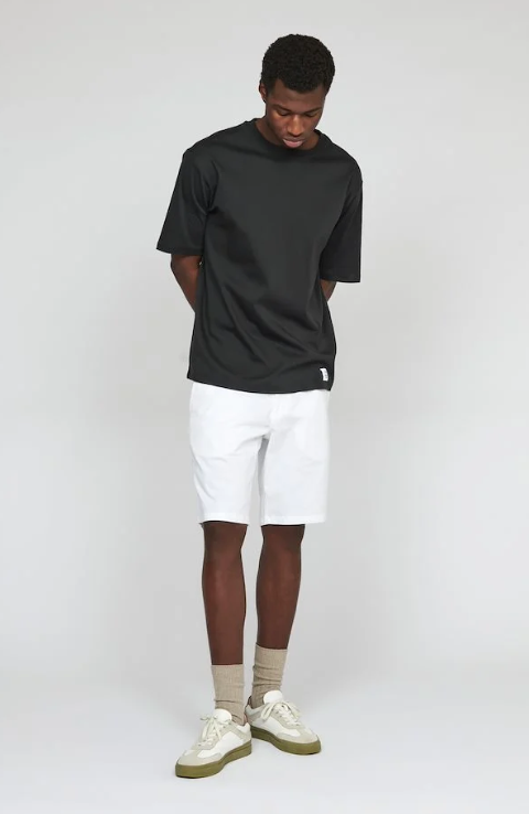 SHORTS CHINO