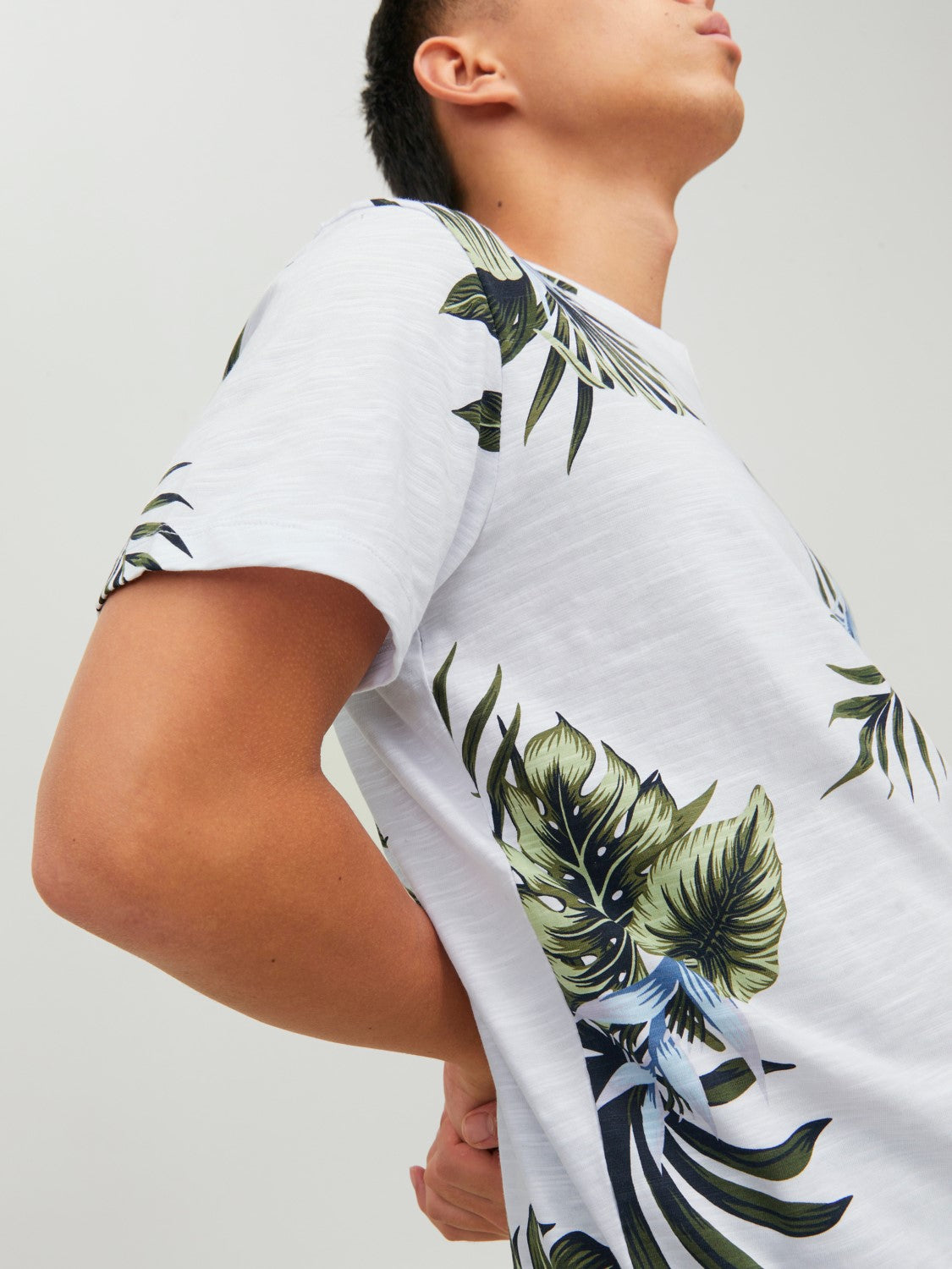 T-SHIRT MED PRINT