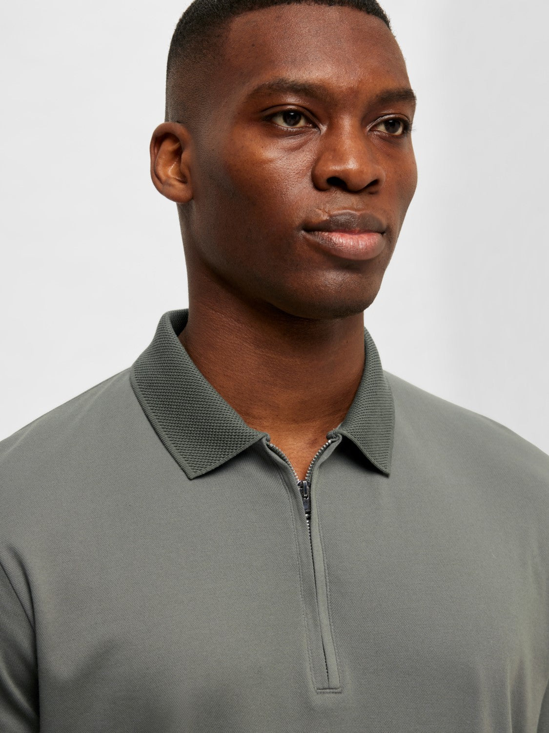 POLO SHIRT MED LYNLÅS