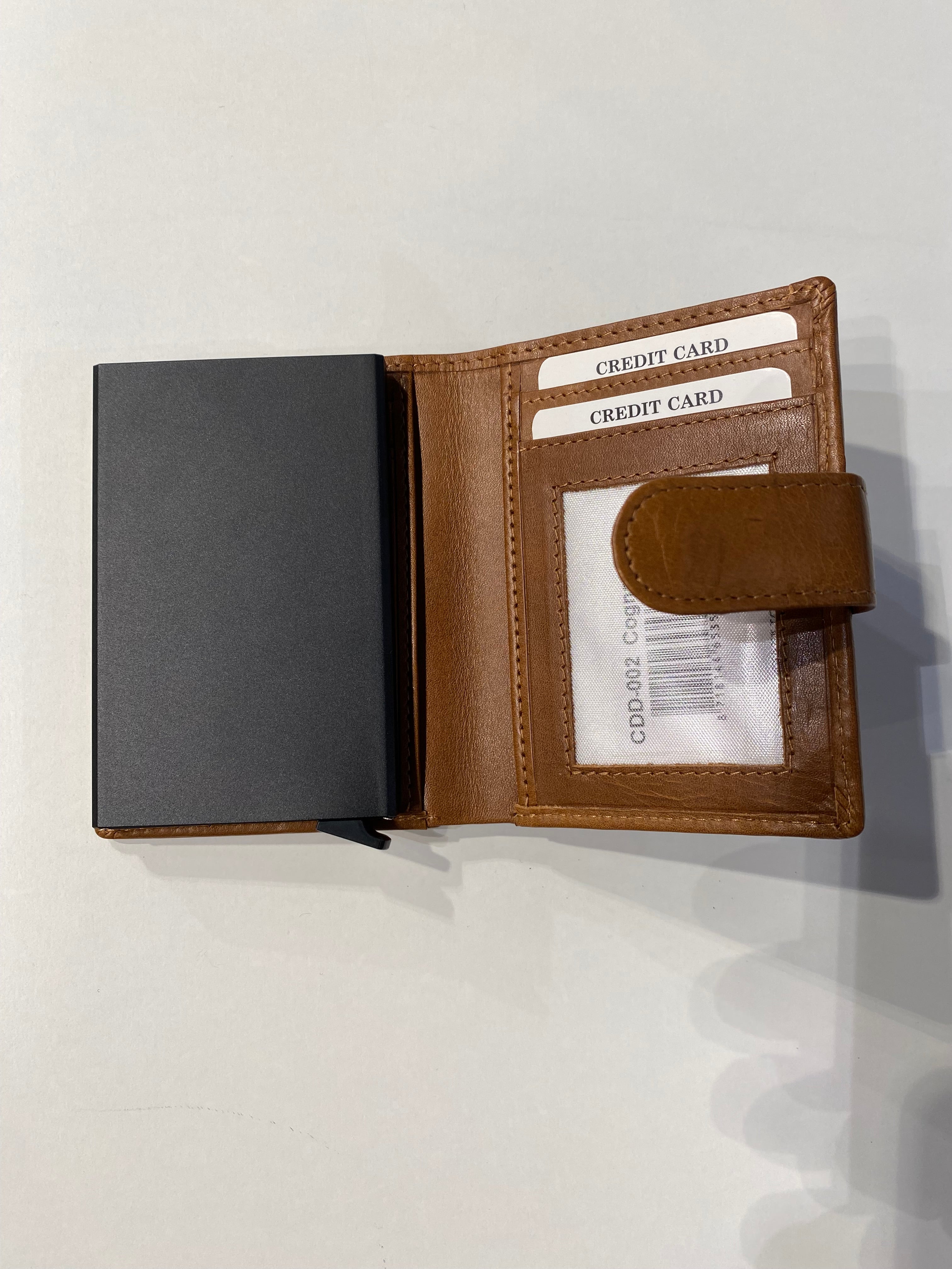 KORT HOLDER STOR BRUN