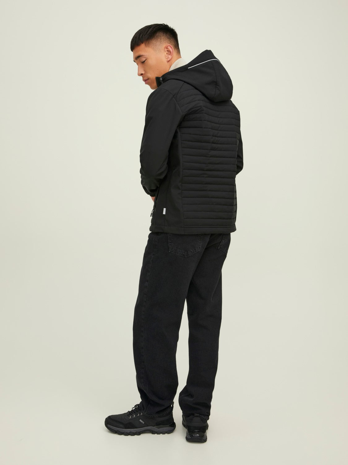 JCOTOBY VINDJAKKE 12215938 SORT