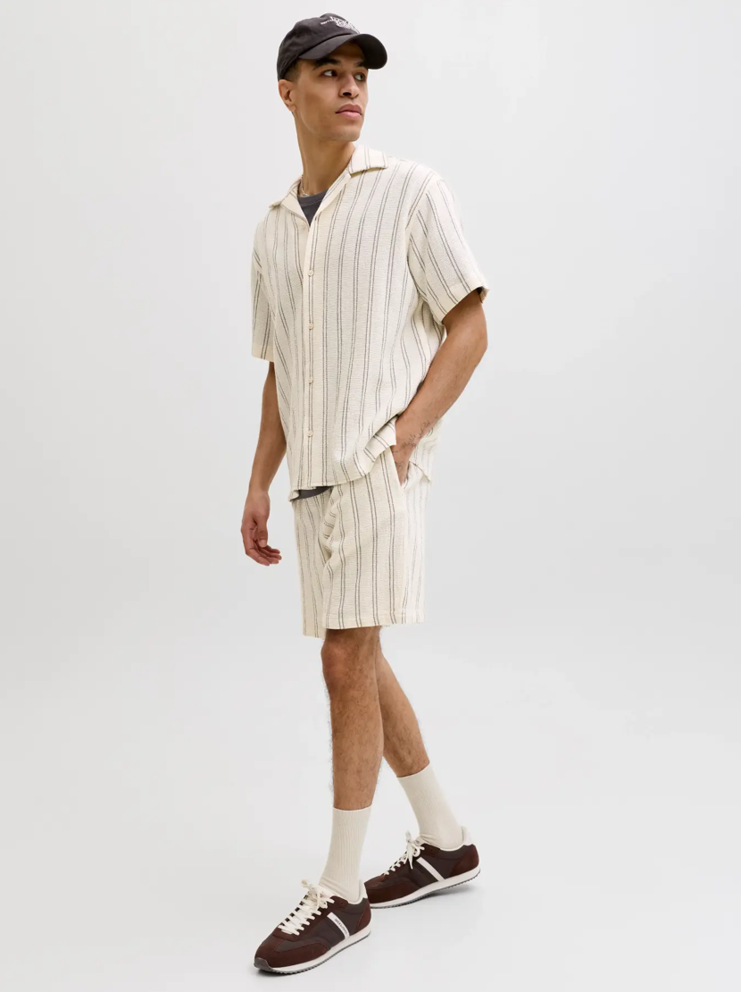 JACK&JONES SHORTS - BEIGE STRIB